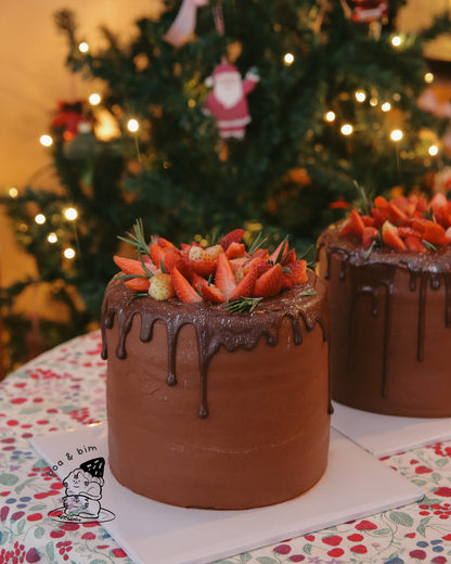 Chocolate cake variants (L)